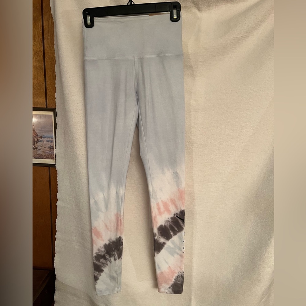 VS Pink TieDye cotton leggings size XS